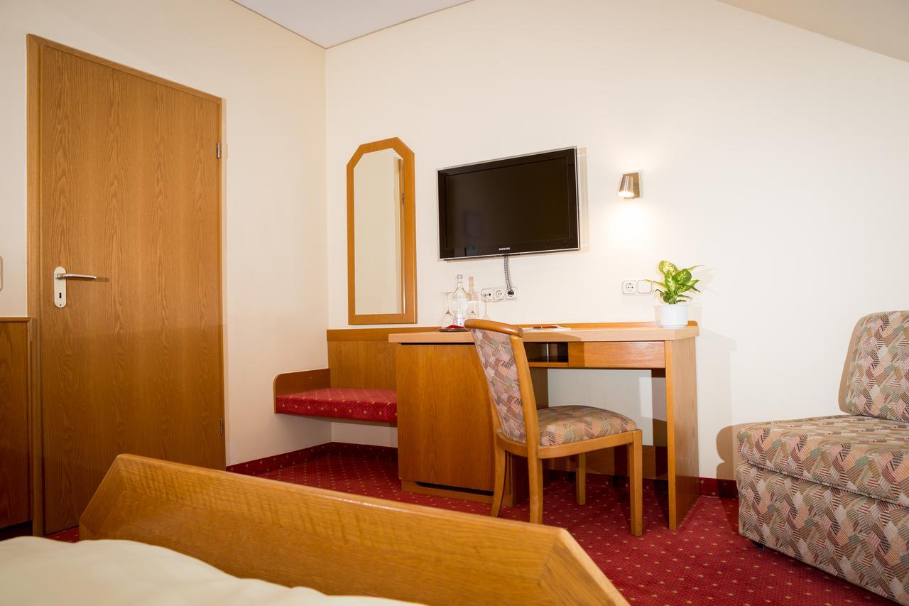 Gasthof-Hotel Harth フルダ エクステリア 写真